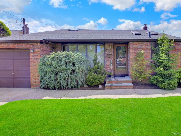 312 Eastlake Avenue, Massapequa Park, NY 11762
