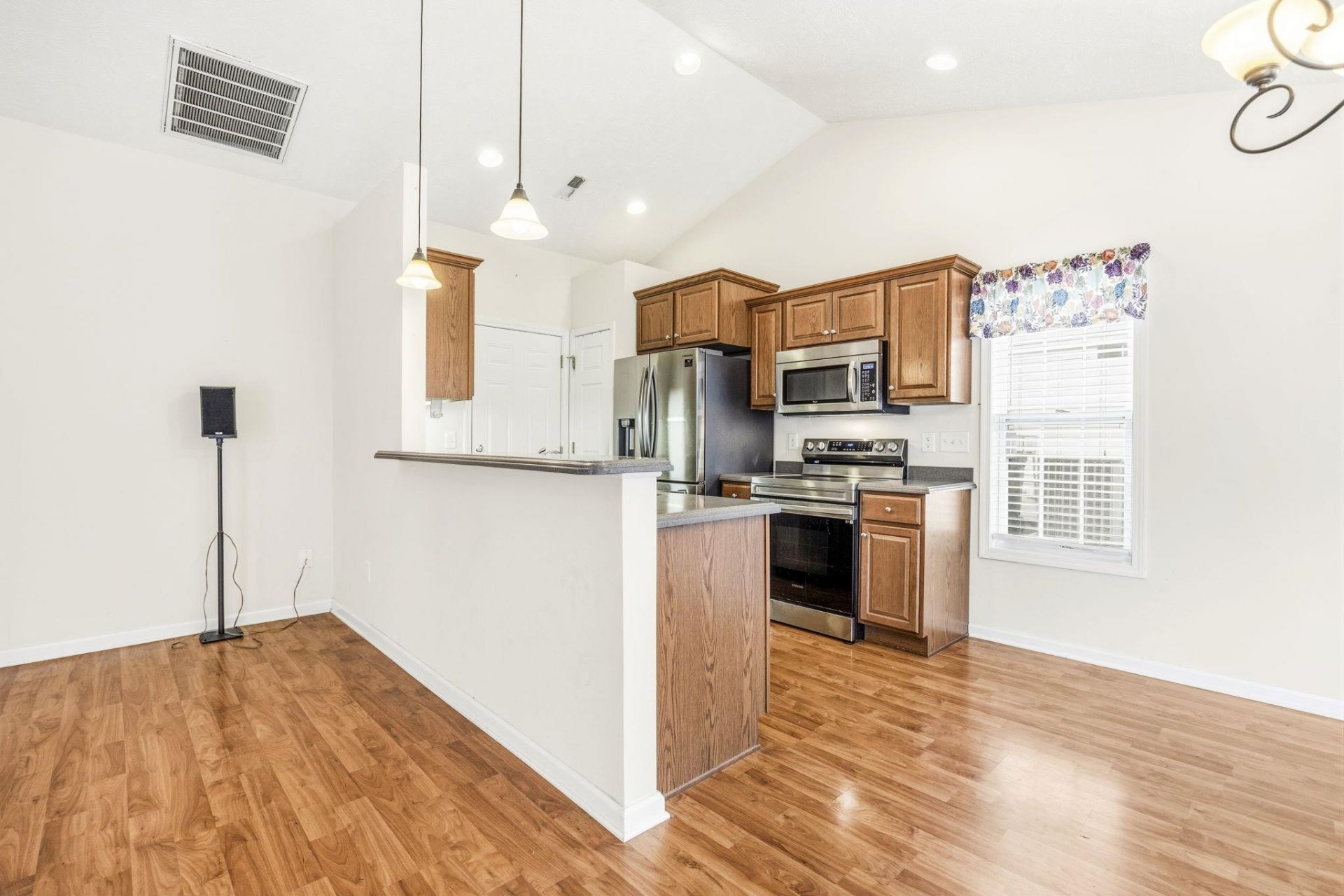 3146 Shorecrest Bay Dr.  Photo 11