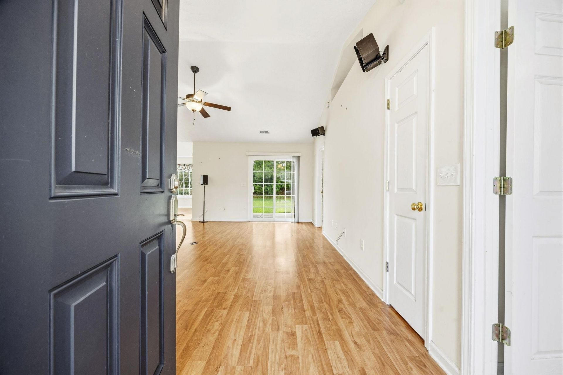 3146 Shorecrest Bay Dr.  Photo 4