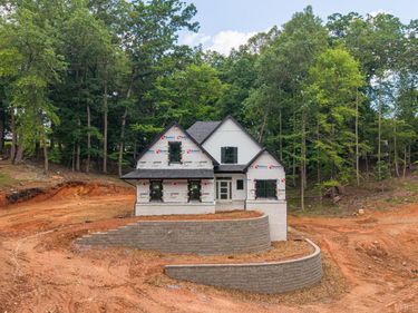 2445 Cifax Road, Goode, VA 24556