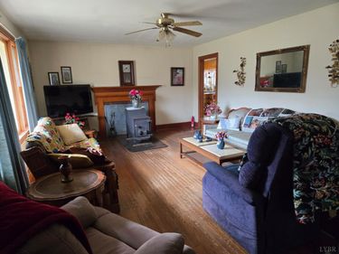 1700 Ward Street, Farmville, VA 23901
