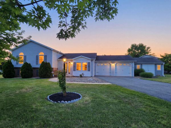 43 WHEATFIELD DRIVE, CARLISLE, PA 17015