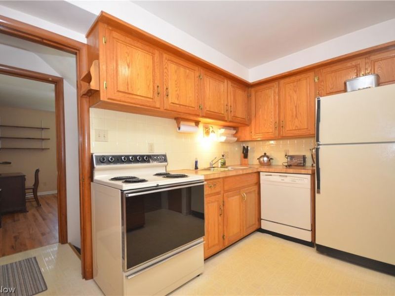 159 Pinehurst Road, Munroe Falls, OH 44262 Photo 14