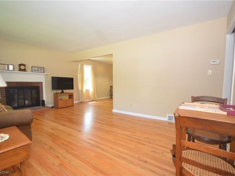 159 Pinehurst Road, Munroe Falls, OH 44262 Photo 5