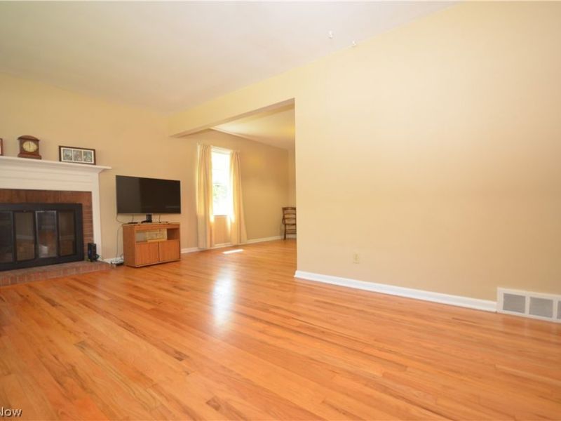 159 Pinehurst Road, Munroe Falls, OH 44262 Photo 8