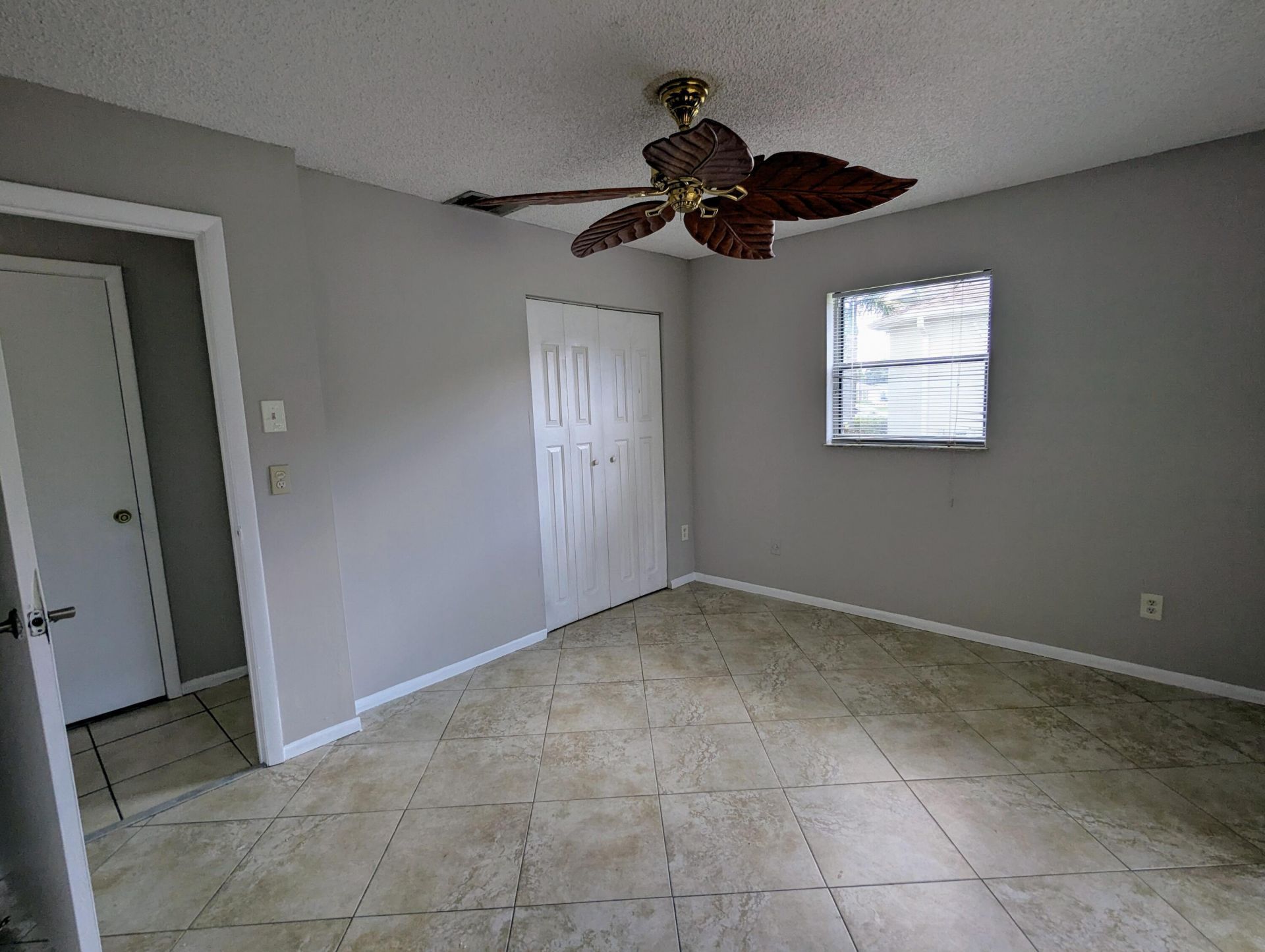 554 SW Lakehurst Drive, Port Saint Lucie, FL 34983 Photo