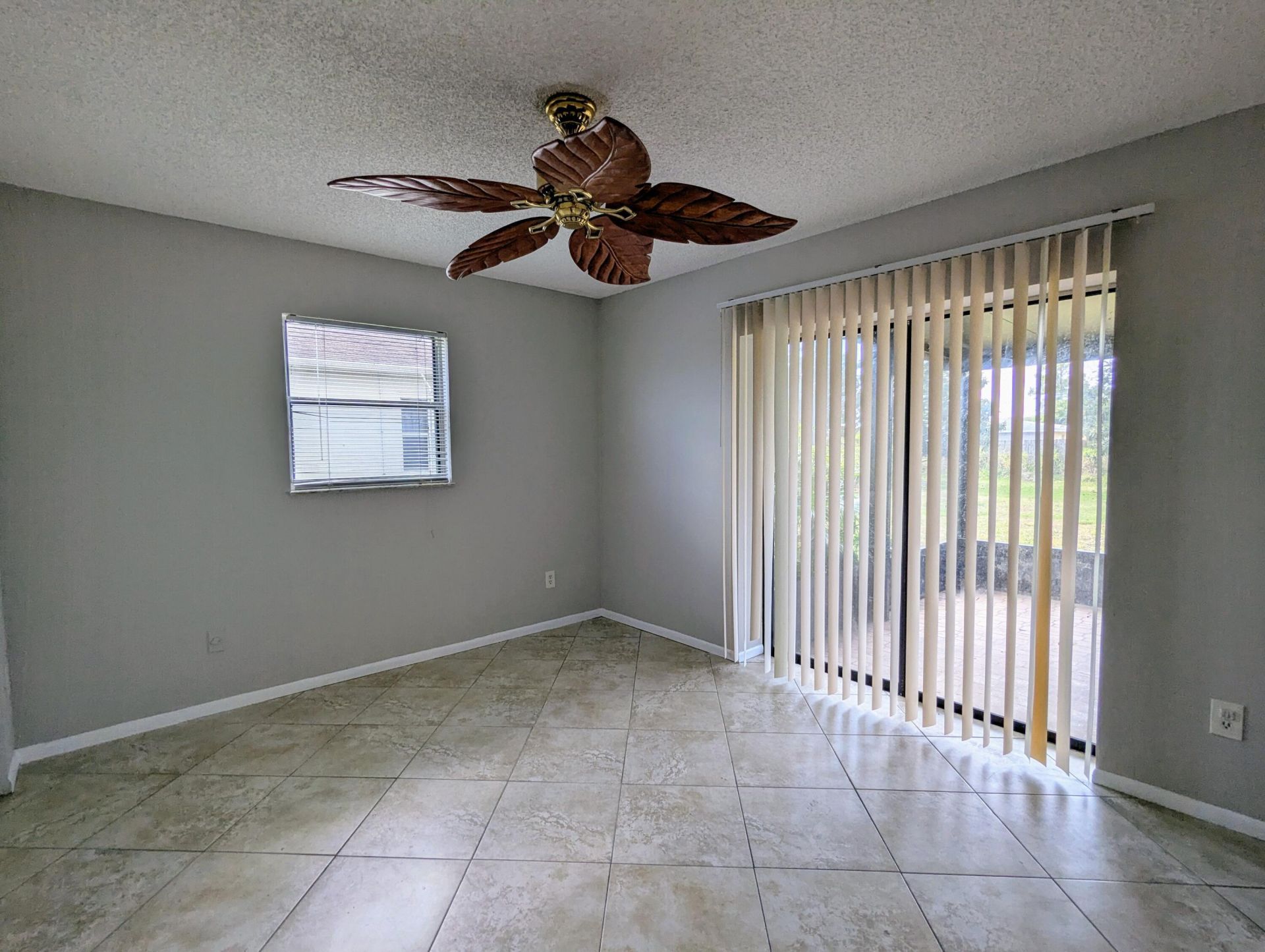 554 SW Lakehurst Drive, Port Saint Lucie, FL 34983 Photo