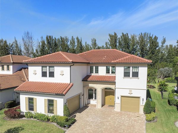 9245 W Parkland Bay Trail, Parkland, FL 33076