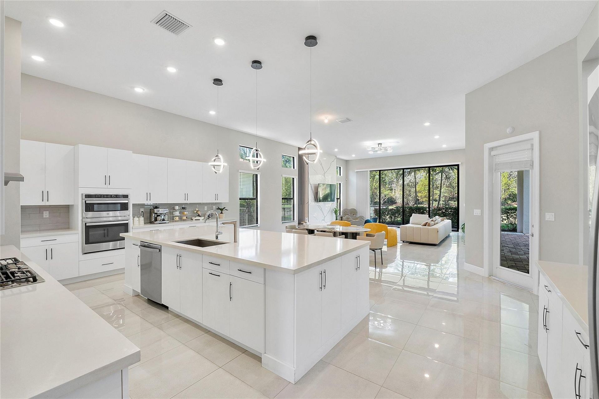 9245 W Parkland Bay Trail, Parkland, FL 33076 Photo