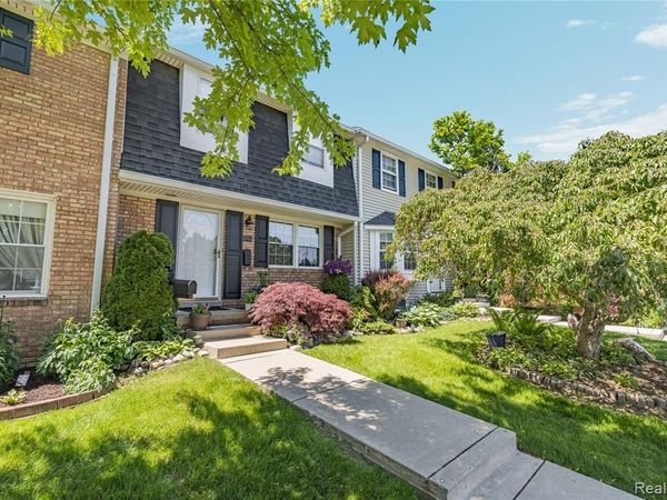 42683 Savoy Court, Northville Twp, MI 48167