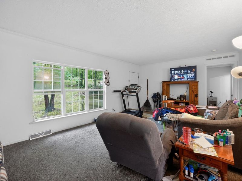 464 Grand Ridge Drive, Howard, OH 43028 Photo 4