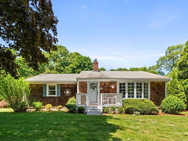 15 Dwight Ave, Plymouth, MA 02360
