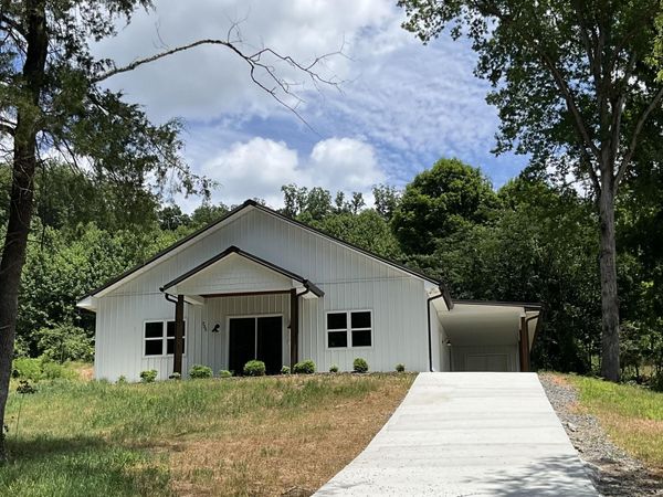 735 Lead Mine Valley Road, Cleveland, TN 37311