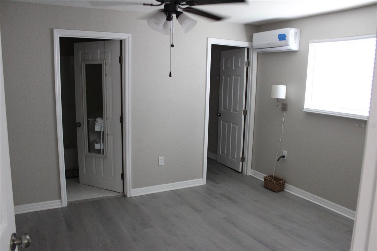 6014 Cedar Street Ne, Saint Petersburg, FL 33703 Photo