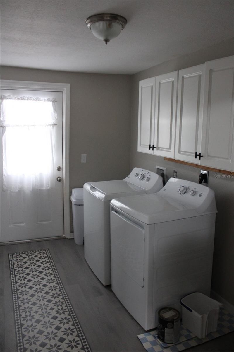 6014 Cedar Street Ne, Saint Petersburg, FL 33703 Photo