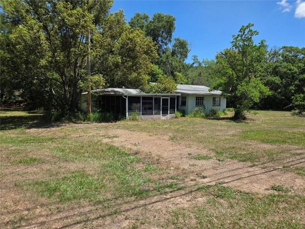 3810 E LUMSDEN ROAD , VALRICO, FL 33594
