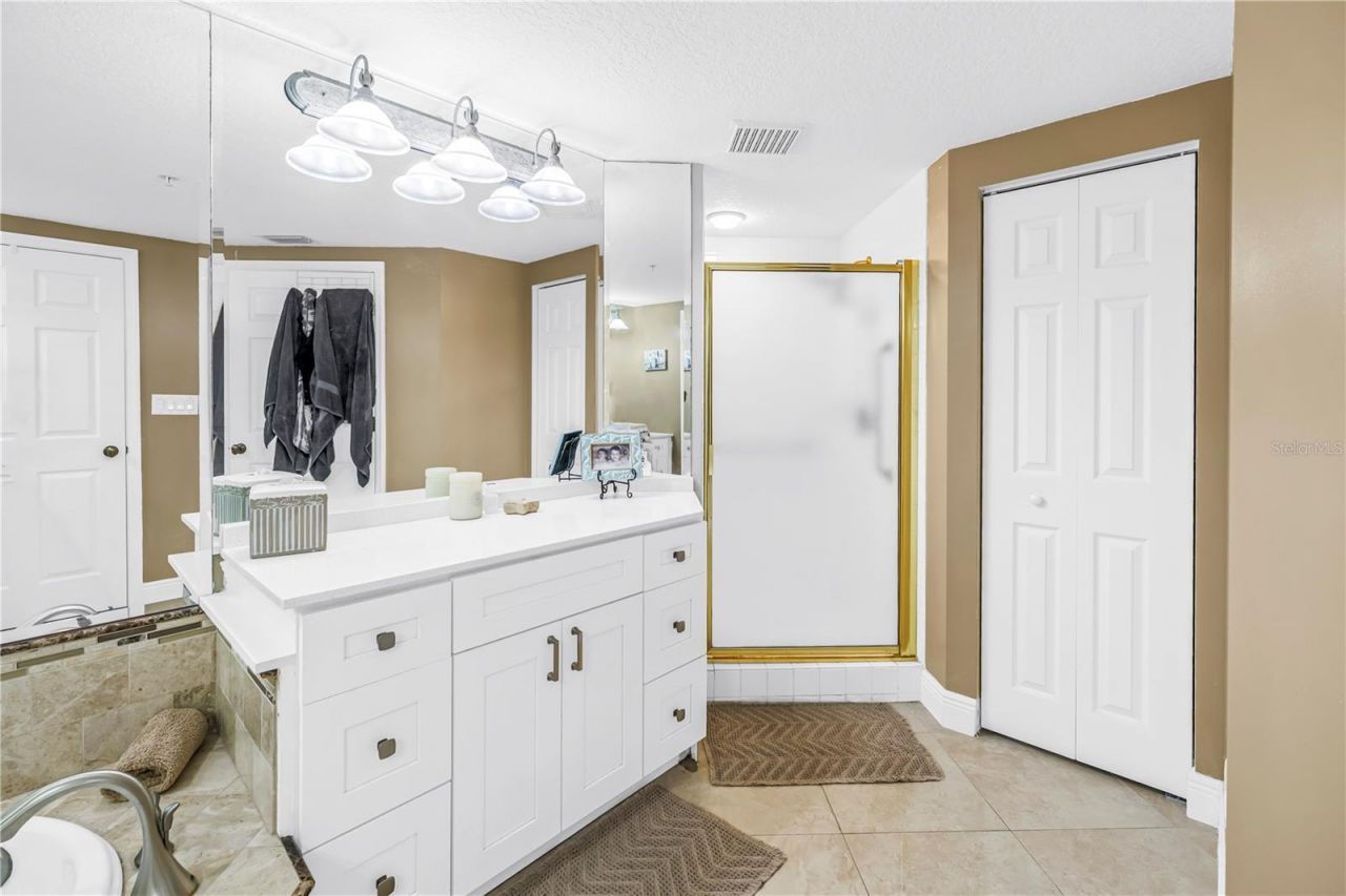 16750 Gulf Boulevard, Unit 313, North Redington Beach, FL 33708 Photo
