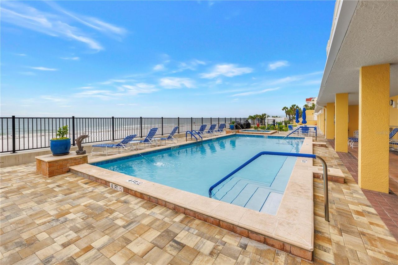 16750 Gulf Boulevard, Unit 313, North Redington Beach, FL 33708 Photo