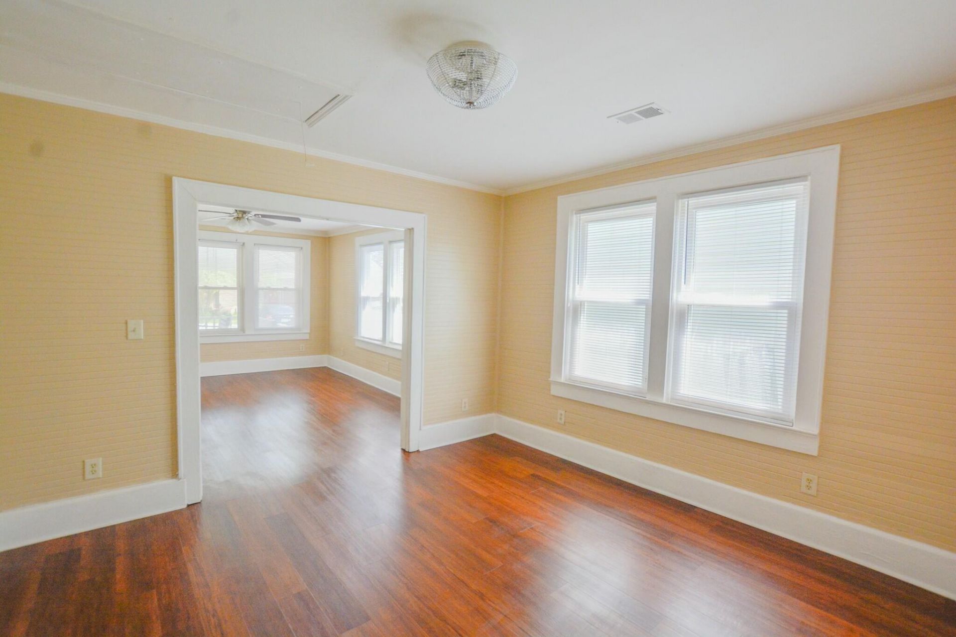 2041 Groveland Avenue Photo 6
