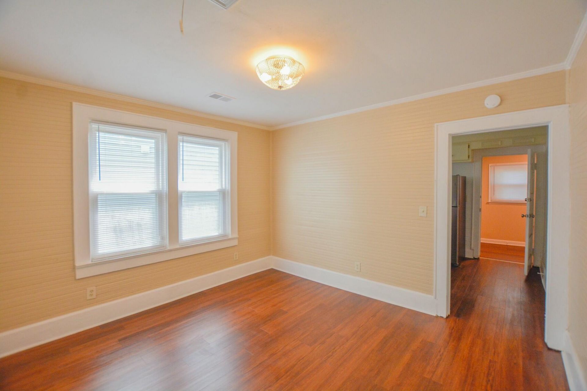 2041 Groveland Avenue Photo 7