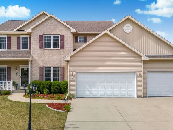 282 Lakeview Drive, Whitewater, WI 53190