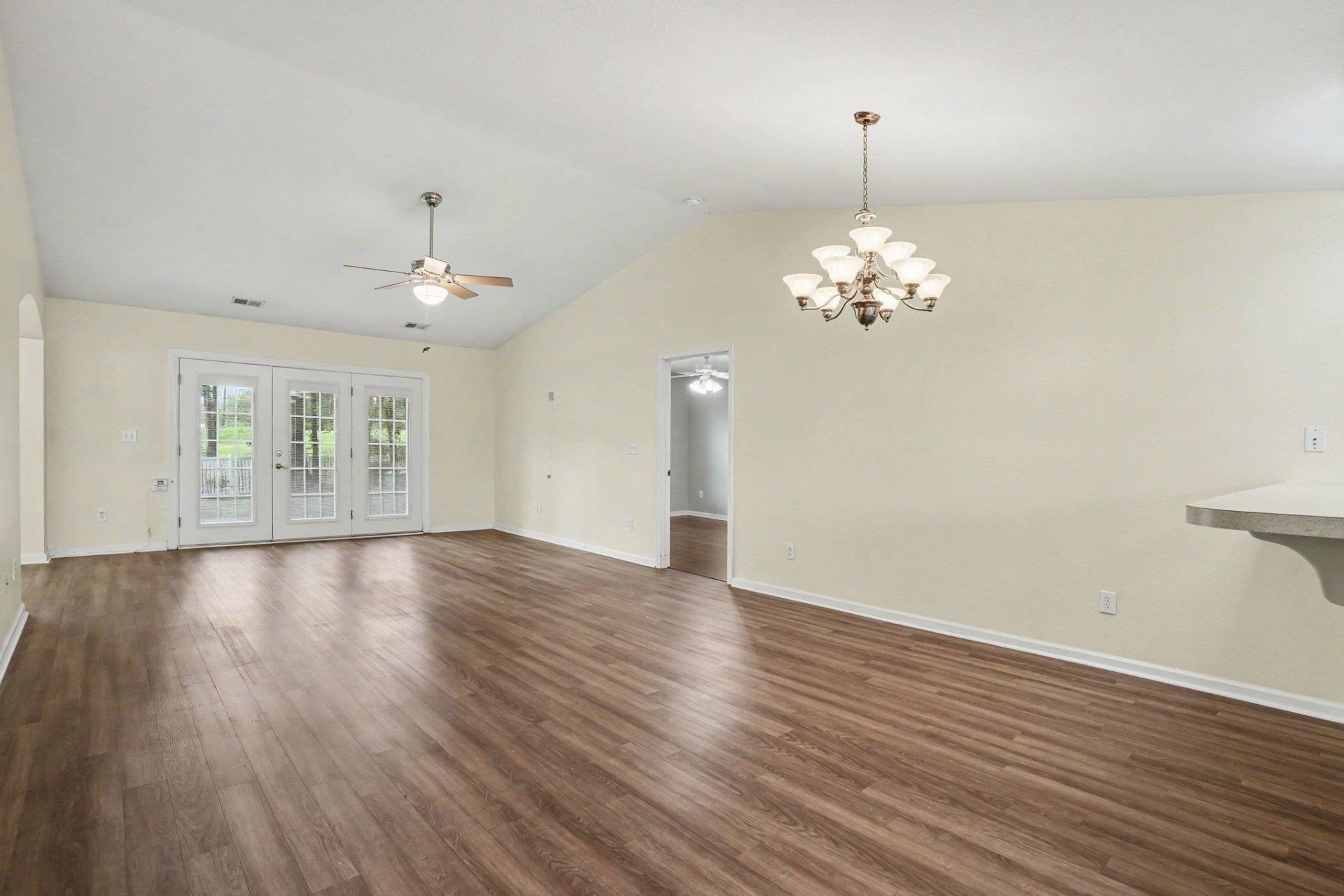 288 Mckendree Ln. Photo 7