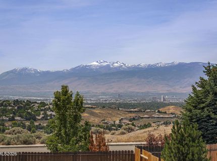 5449 Spanish Moss Drive, Sparks, NV 89436 Photo