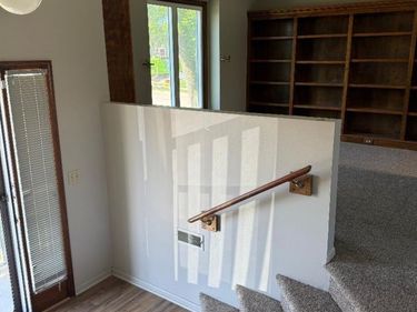 3432 Faye Drive, Bellevue, NE 68123