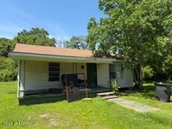 1115 Krebs , Pascagoula, MS 39567