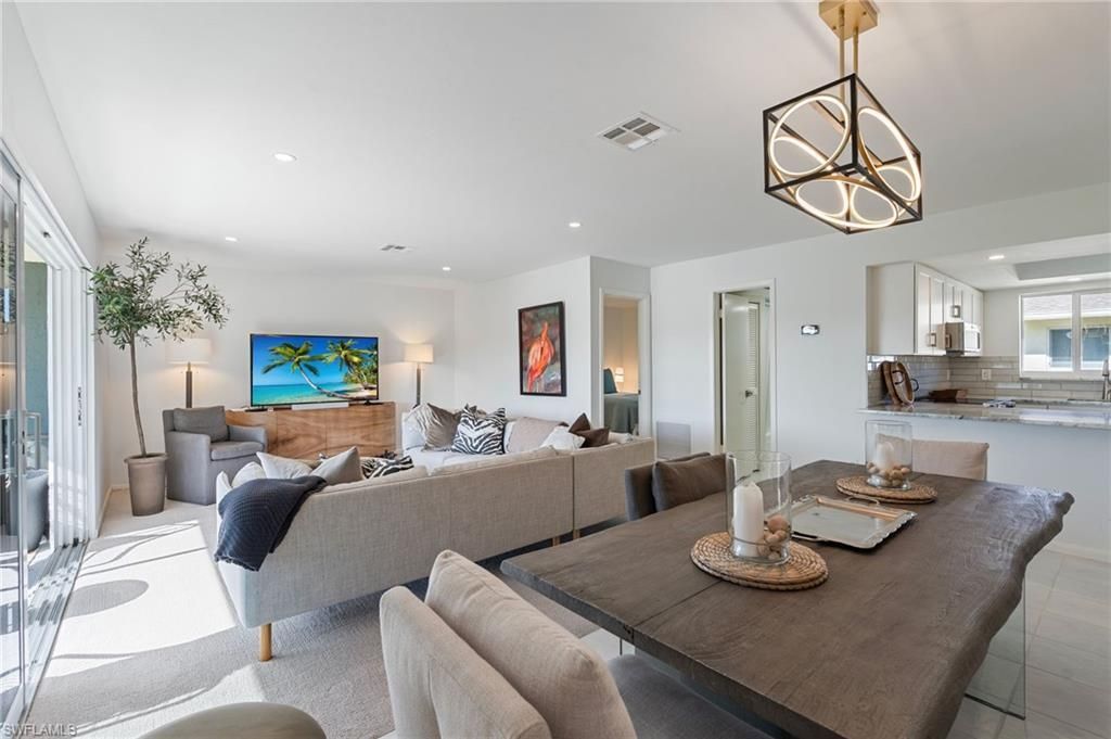 185 Palm Dr, Unit 18L, Naples, FL 34112 Photo