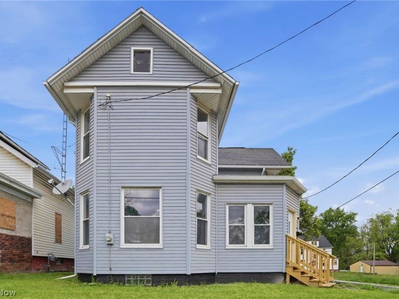 766 E Summit, Alliance, OH 44601 Photo 1