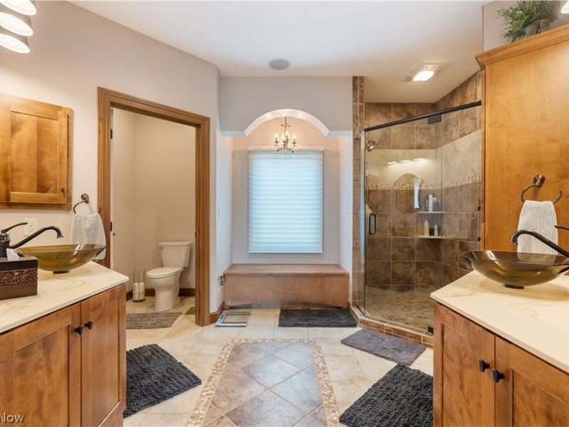 5850 Quarry Lake Drive SE, East Canton, OH 44730 Photo 18