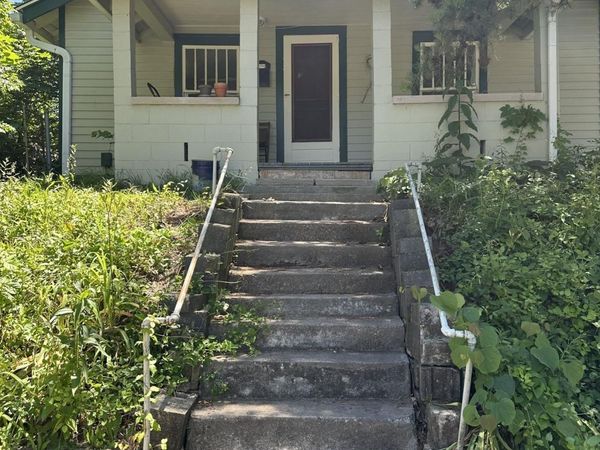 905 W 3rd Street, Bloomington, IN 47403