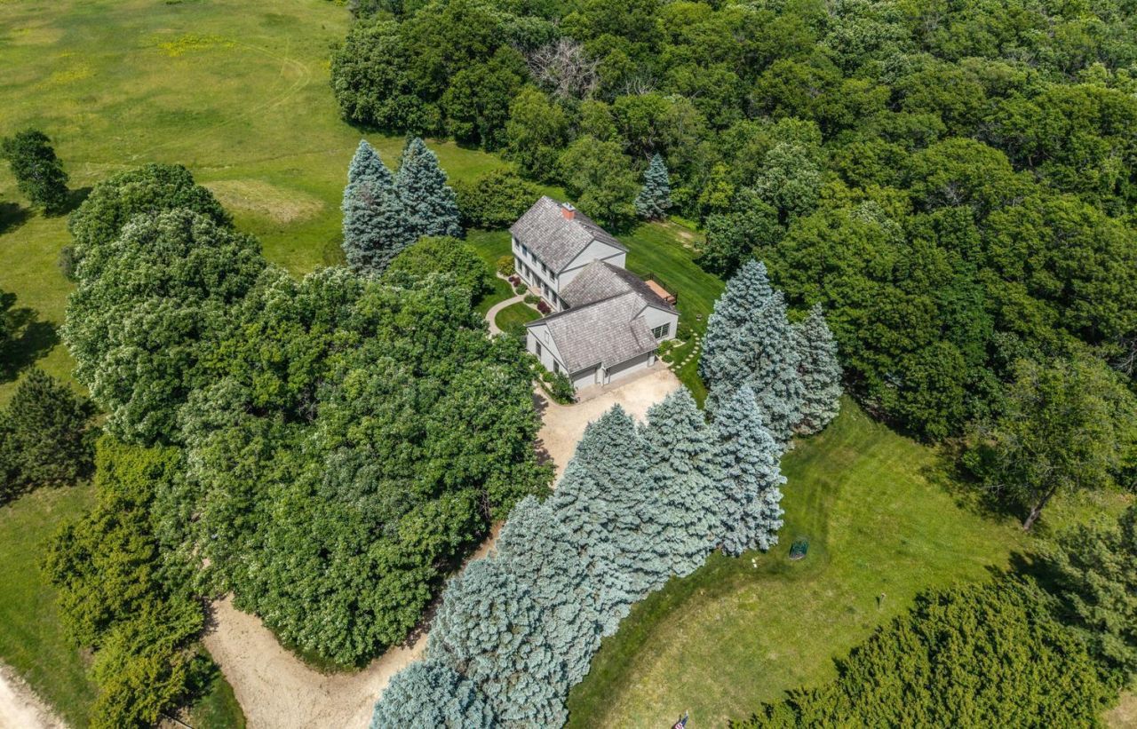 8 Old Deerfield Road, Welch, MN 55089