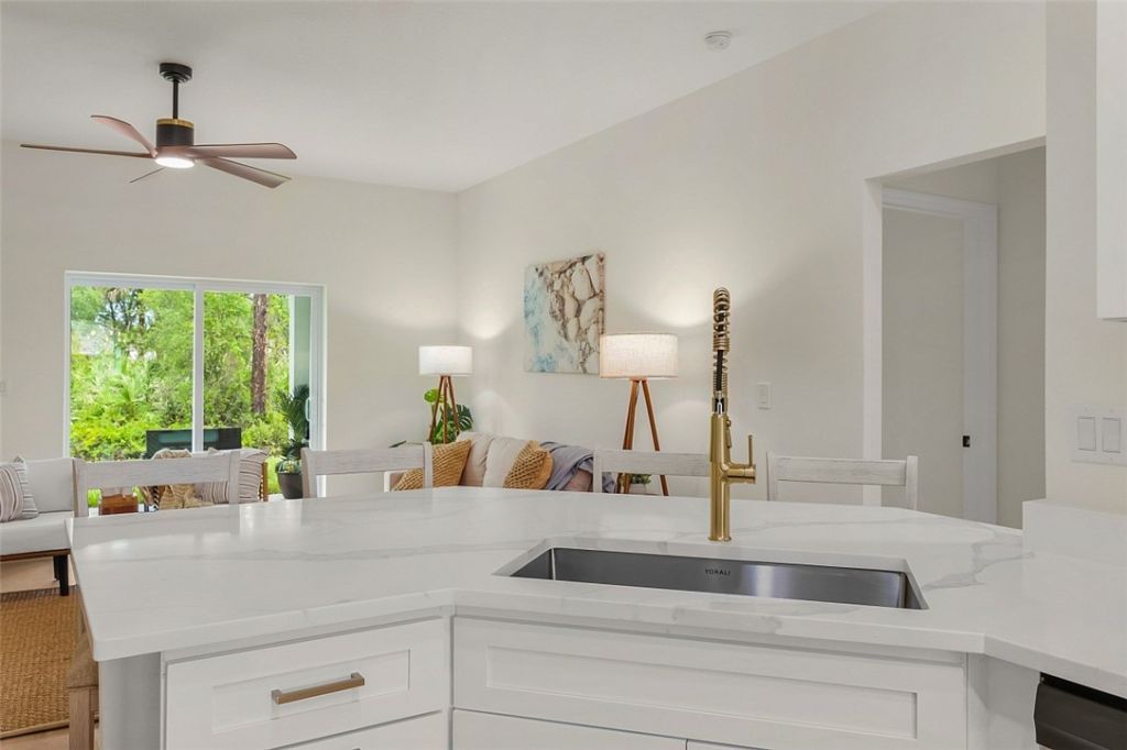 8186 104th Court, Vero Beach, FL 32967 Photo