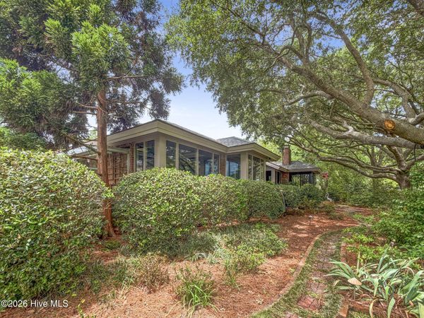 2131 Harborway Drive, Wilmington, NC 28405