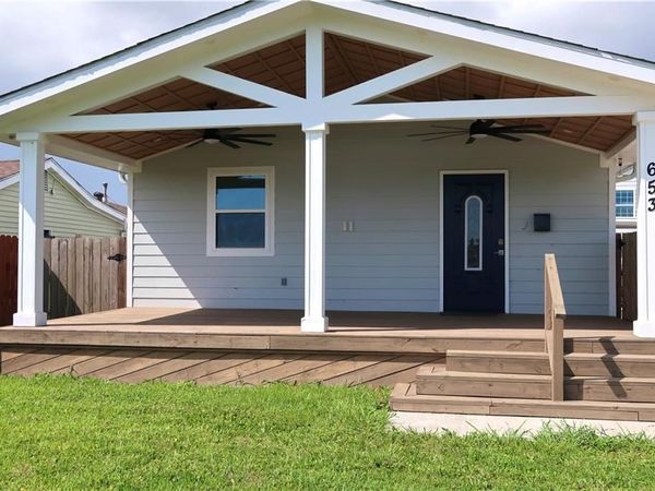 653 VIC A PITRE Drive , Westwego, LA 70094