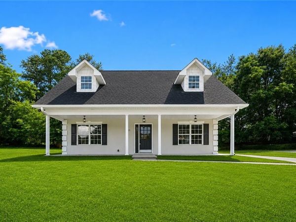 51 Pine Avenue , Commerce, GA 30529