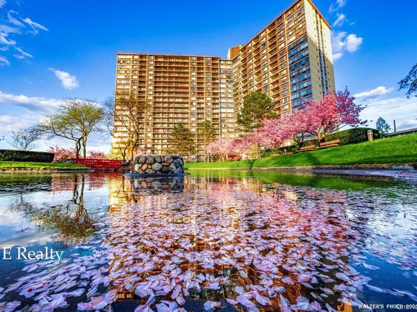 2 Bay Club Drive , Unit PHz3, Bayside, NY 11360