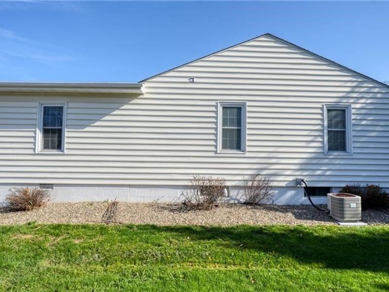 2411 Bell Street, Zanesville, OH 43701 Photo 6