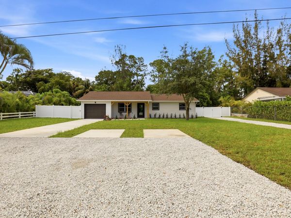 15409 Los Angeles Drive, Loxahatchee Groves, FL 33470