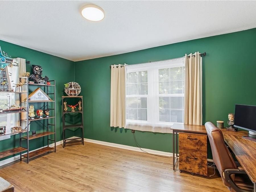 Property Image 12