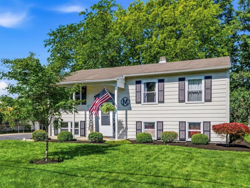 2615 Capaldi Drive, Marion, OH 43302 Photo 3