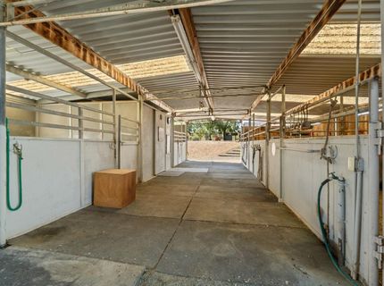 7225 Johnston Rd, Pleasanton, CA 94588 Photo