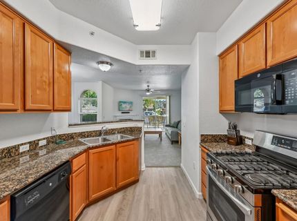 900 Moon Cir #911, Unit 911, Folsom, CA 95630 Photo