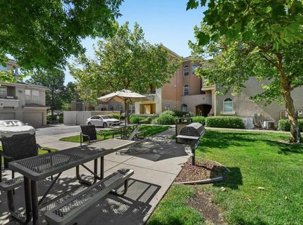 900 Moon Cir #911, Unit 911, Folsom, CA 95630 Photo