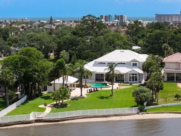 626 Riverside Drive, Ormond Beach, FL 32176