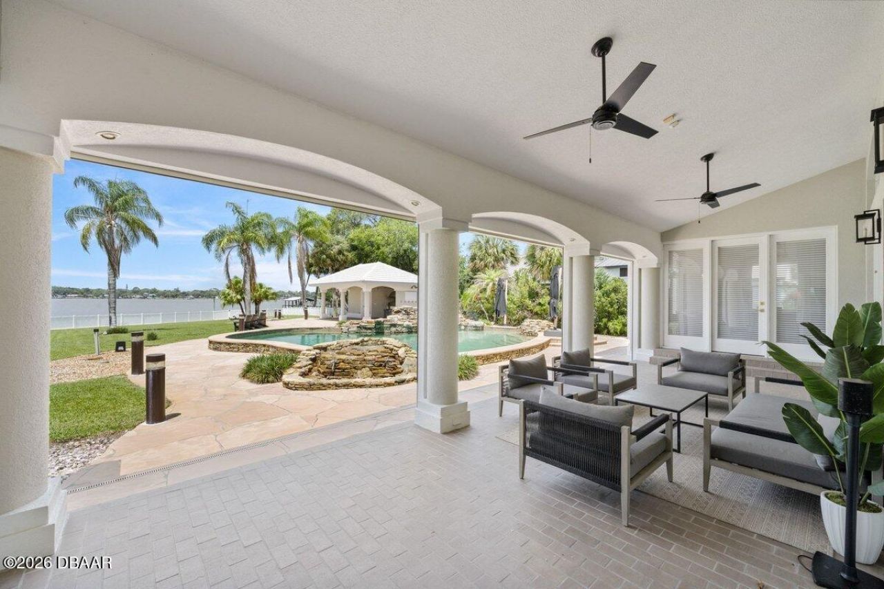 626 Riverside Drive, Ormond Beach, FL 32176 Photo