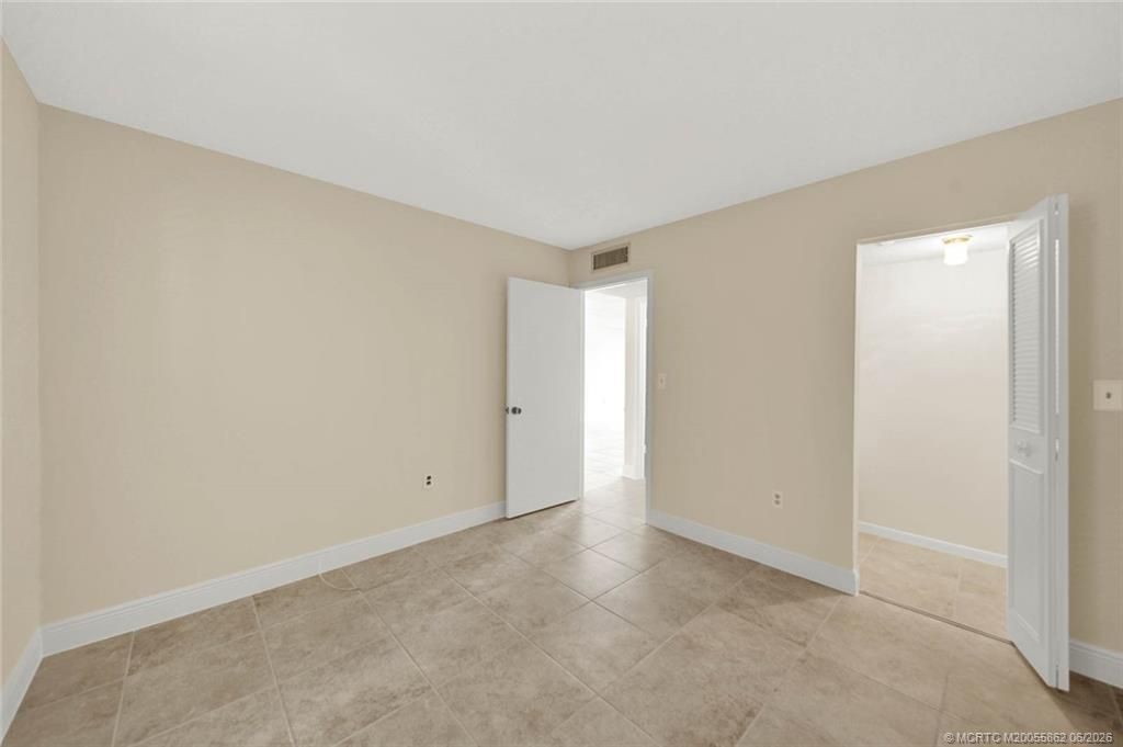 1950 SW Palm City Road, Unit 3-105, Stuart, FL 34994 Photo