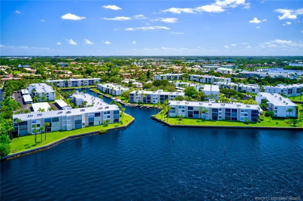 1950 SW Palm City Road, Unit 3-105, Stuart, FL 34994 Photo